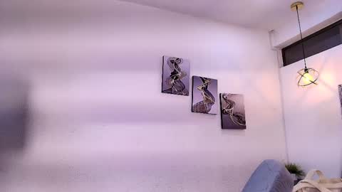 Snapshot of rossi_ss1 chatting on May 6, 2:51 am Ross online show from May 6, 2:51 am