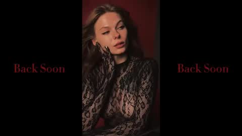 rosy_black_ online show from February 5, 6:01 pm