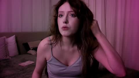 Snapshot of rosy_petal chatting on March 2, 11:50 am rosy_petal online show from March 2, 11:50 am