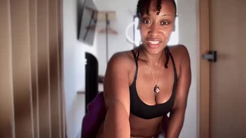 Rosy Coco online show from February 17, 4:48 pm