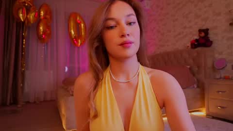 Hi Im Maria Check my Bio  online show from April 27, 12:58 pm