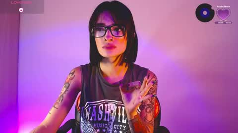 rot_wallace online show from September 18, 10:56 pm