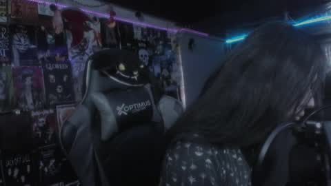 Snapshot of rotten_dreams chatting on March 8, 12:20 pm rot online show from March 8, 12:20 pm