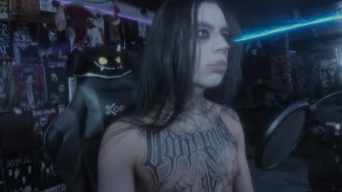 Snapshot of rotten_dreams chatting on March 9, 3:49 pm rot online show from March 9, 3:49 pm