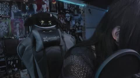 Snapshot of rotten_dreams chatting on November 11, 11:27 pm rot online show from November 11, 11:27 pm