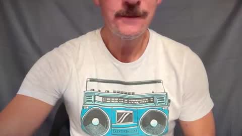 roundthebend8 online show from July 23, 3:04 am
