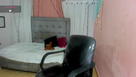 Snapshot of rous_55 chatting on January 9, 1:14 pm Rous online show from January 9, 1:14 pm