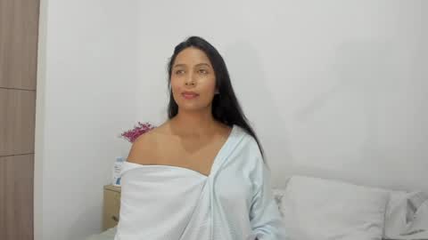 Snapshot of rouse_46 chatting on June 7, 7:39 pm Rouse online show from June 7, 7:39 pm