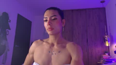Snapshot of rouse_leon chatting on June 14, 12:07 pm Rouse leon online show from June 14, 12:07 pm