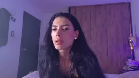 Snapshot of rouse_leon chatting on June 28, 12:11 pm Rouse leon online show from June 28, 12:11 pm