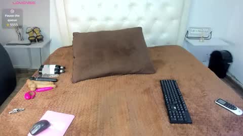 rouse_sexy_hotxx77 online show from October 22, 7:46 pm