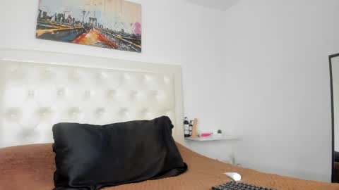 Snapshot of rouse_sexy_hotxx77 chatting on May 26, 2:57 pm rouse_sexy_hotxx77 online show from May 26, 2:57 pm