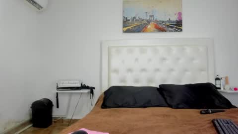 Snapshot of rouse_sexy_hotxx77 chatting on May 28, 1:58 am rouse_sexy_hotxx77 online show from May 28, 1:58 am