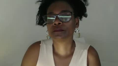 luxa online show from February 4, 11:49 am