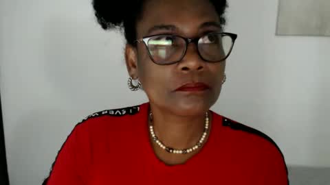 Snapshot of roushlove chatting on May 26, 1:51 pm luxa online show from May 26, 1:51 pm