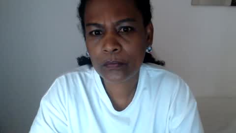 Snapshot of roushlove chatting on July 22, 5:27 pm luxa online show from July 22, 5:27 pm