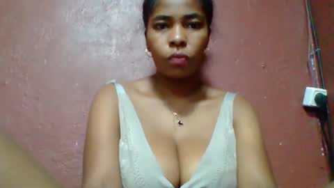 rovaelyah online show from March 23, 4:05 am