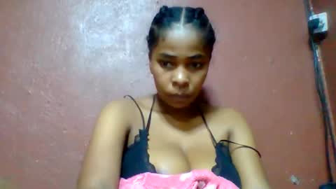 Snapshot of rovaelyah chatting on June 2, 6:04 am rovaelyah online show from June 2, 6:04 am