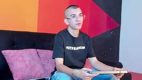 Rowan online show from September 25, 12:09 pm