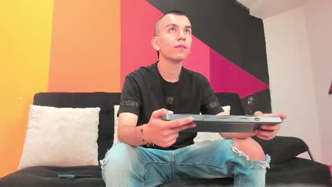 Snapshot of rowancley chatting on July 1, 11:45 am Rowan online show from July 1, 11:45 am
