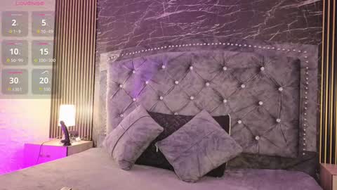 roxana_scottt online show from September 30, 11:37 am