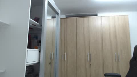 Snapshot of roxanalove7 chatting on January 1, 5:22 am Roxana online show from January 1, 5:22 am