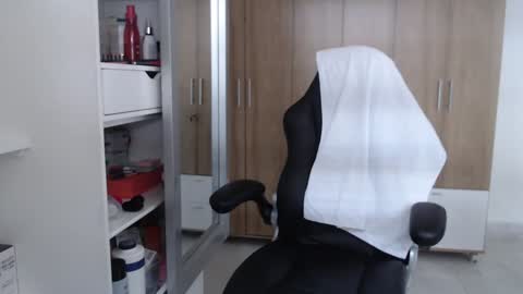 Snapshot of roxanalove7 chatting on January 6, 7:56 pm Roxana online show from January 6, 7:56 pm