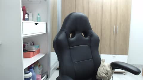 Snapshot of roxanalove7 chatting on January 19, 11:32 pm Roxana online show from January 19, 11:32 pm