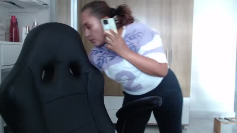 Snapshot of roxanalove7 chatting on January 30, 9:58 pm Roxana online show from January 30, 9:58 pm