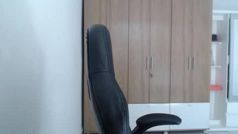 Roxana online show from February 27, 7:03 pm