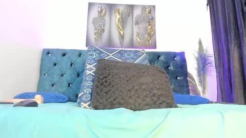 Roxanna online show from April 30, 10:54 am