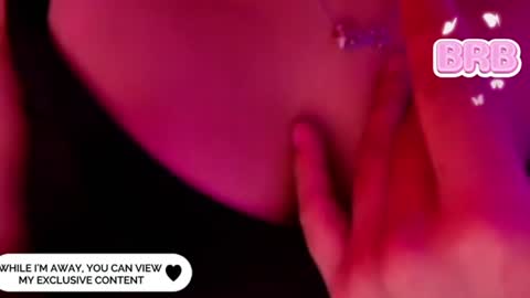 Snapshot of roxanne_han chatting on July 9, 12:09 pm roxanne_han online show from July 9, 12:09 pm