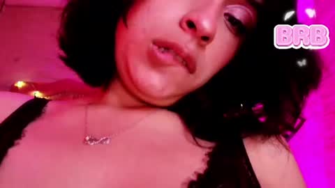 Snapshot of roxanne_han chatting on July 17, 12:01 pm roxanne_han online show from July 17, 12:01 pm