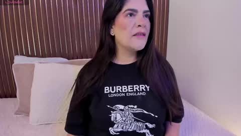 Roxie  online show from November 21, 12:04 pm