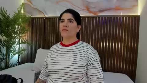 Roxie  online show from January 14, 11:49 am