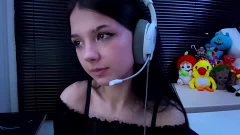 Hana online show from October 18, 1:12 pm