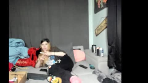 roxihazeleyes online show from February 12, 7:25 am