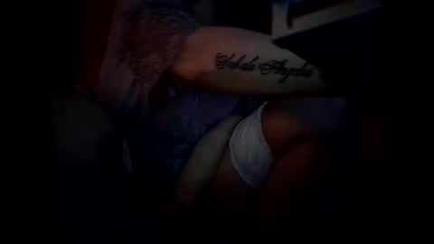 Snapshot of roxolanaa_sexy chatting on January 17, 12:59 am ROXOLANAA SEXY online show from January 17, 12:59 am