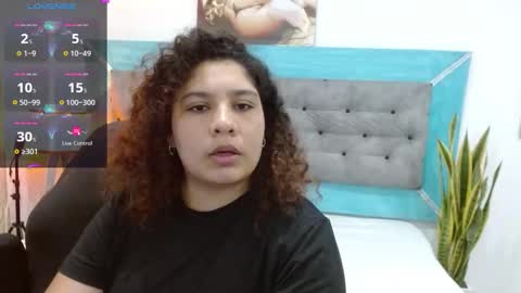 roxiie online show from October 8, 2:42 am