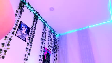 Roxx IG  online show from March 5, 11:38 pm