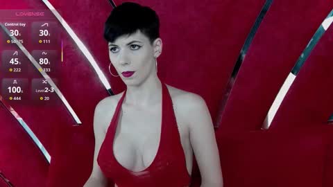 Roxy online show from December 1, 5:40 pm