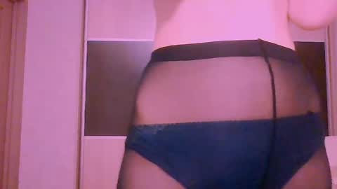 Roxxy Wharton online show from April 5, 12:46 pm