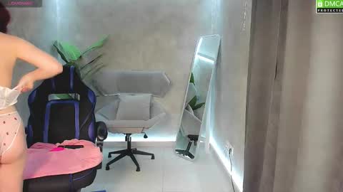 Snapshot of roxy_foxi chatting on October 10, 1:59 am Roxy fiery online show from October 10, 1:59 am