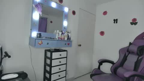Snapshot of roxy_lu_07 chatting on May 17, 1:58 am Roxy online show from May 17, 1:58 am