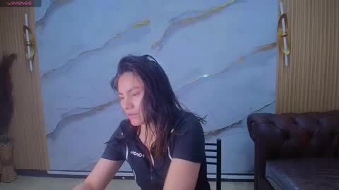 Roxy online show from June 2, 12:40 pm