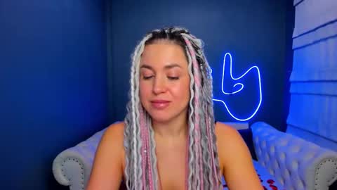 Roxy online show from November 29, 3:53 am