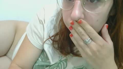 Snapshot of roxy_secrets chatting on November 3, 5:52 am roxy secrets online show from November 3, 5:52 am