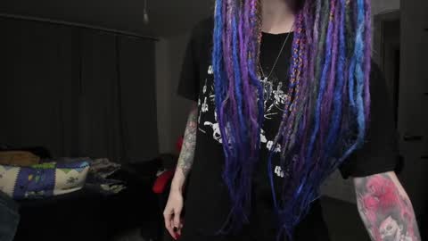 Roxy online show from December 17, 11:05 pm