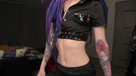 Roxy online show from December 24, 7:33 pm