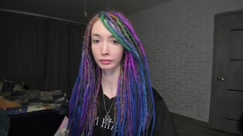 Roxy online show from January 6, 1:19 pm